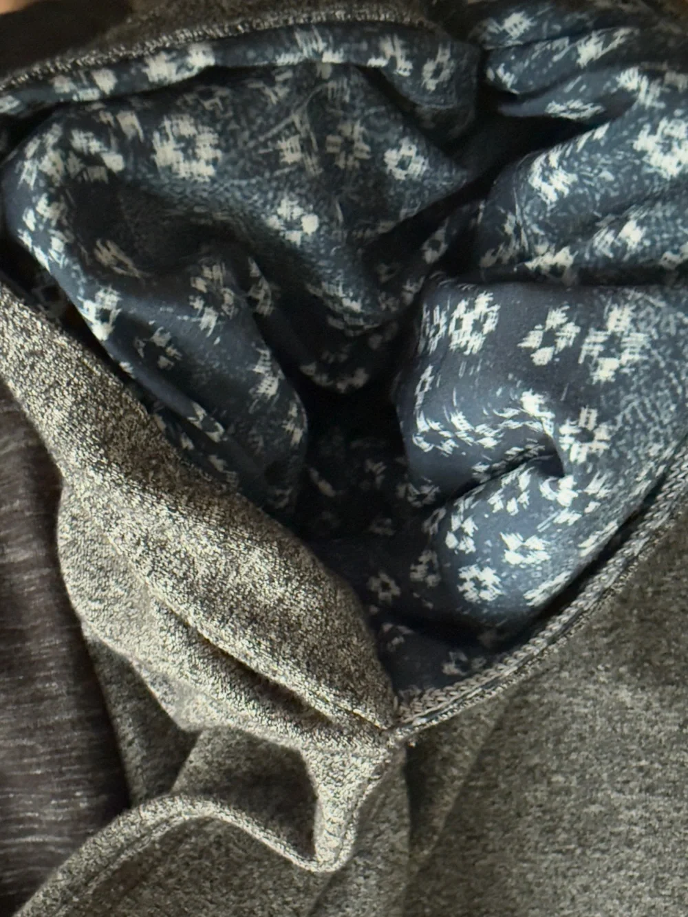 Lululemon Exhalation Pullover II